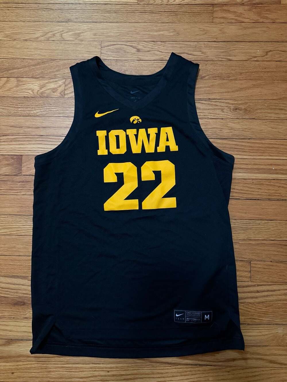 Nike Iowa Hawkeyes Caitlin Clark #22 Black Replica Basketball Jersey Medium
